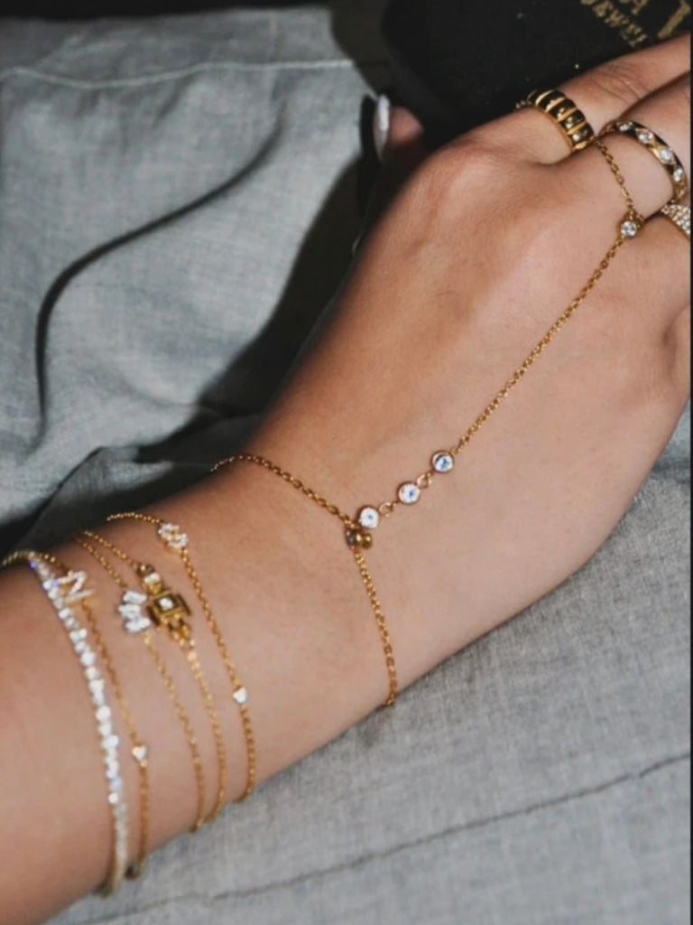 CHAINE DE MAIN ISA - ZEYNE STUDIO