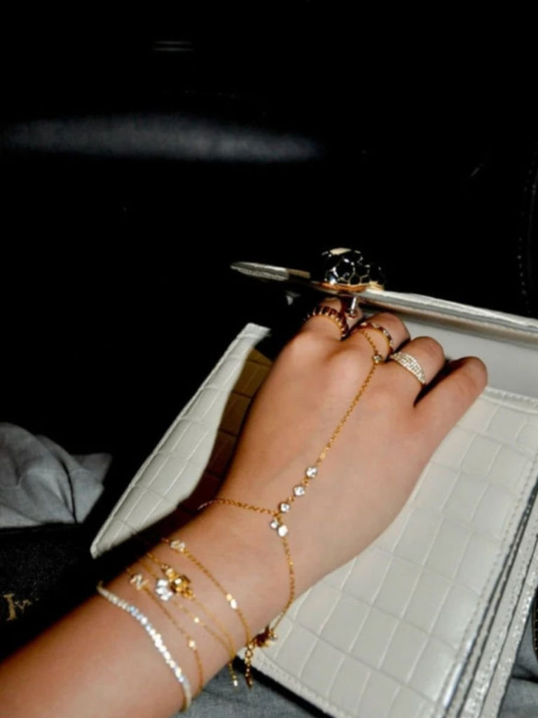 CHAINE DE MAIN ISA - ZEYNE STUDIO